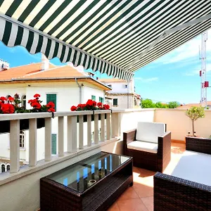 Apartment Sakal, Split